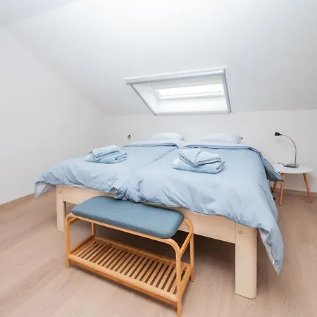 Vakantiehuis Alaise Villa